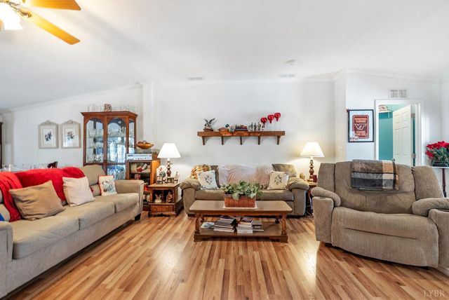 214 Victoria Dr, Amherst, VA 24521