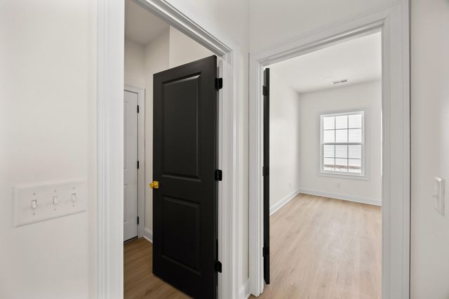 600 Cripple Creek Circle, Nicholasville, KY 40356