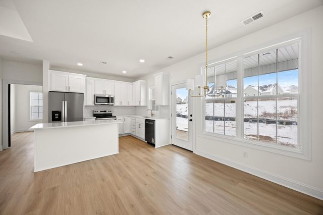 600 Cripple Creek Circle, Nicholasville, KY 40356