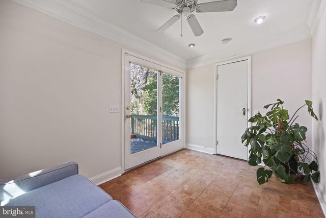 5 PERSHING AVE, Trenton, NJ 08618