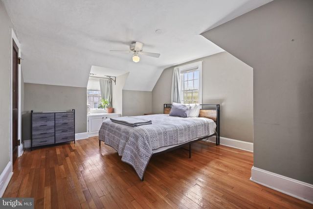 5 PERSHING AVE, Trenton, NJ 08618