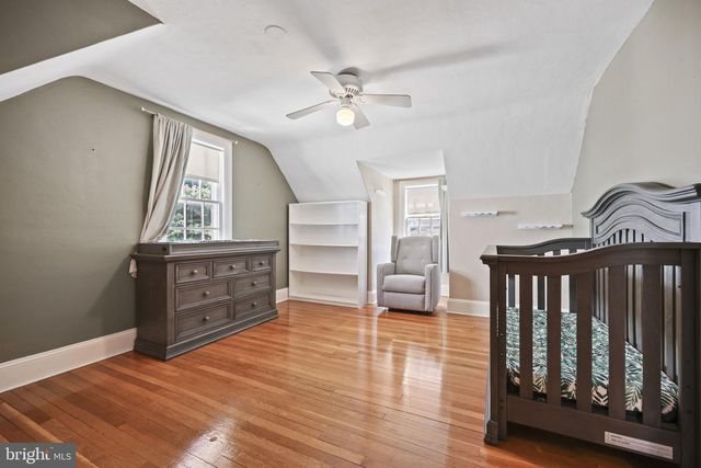 5 PERSHING AVE, Trenton, NJ 08618