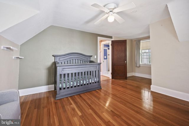 5 PERSHING AVE, Trenton, NJ 08618