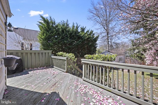 5 PERSHING AVE, Trenton, NJ 08618