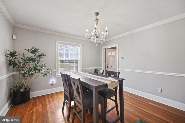 5 PERSHING AVE, Trenton, NJ 08618