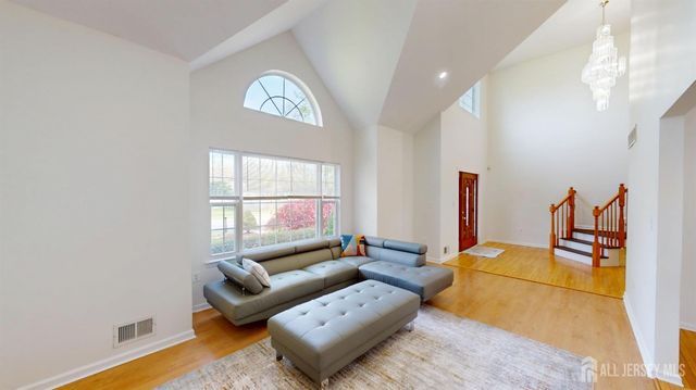 47 Avenue G Avenue, Monroe, NJ 08831