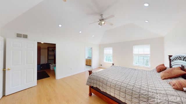 47 Avenue G Avenue, Monroe, NJ 08831