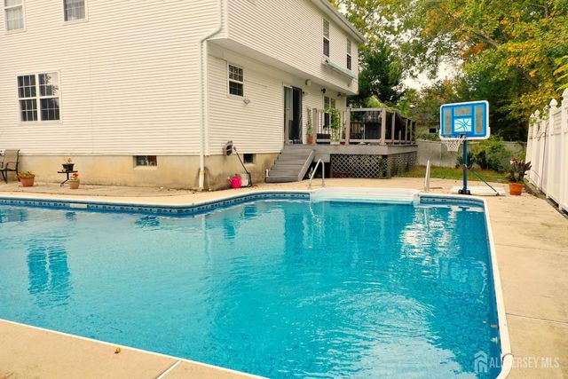 47 Avenue G Avenue, Monroe, NJ 08831