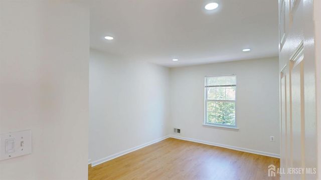 47 Avenue G Avenue, Monroe, NJ 08831