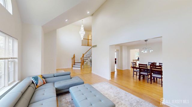 47 Avenue G Avenue, Monroe, NJ 08831