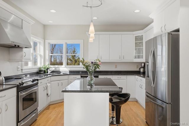 12 Feagles Road, Warwick, NY 10990