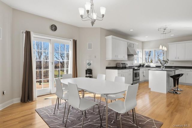 12 Feagles Road, Warwick, NY 10990