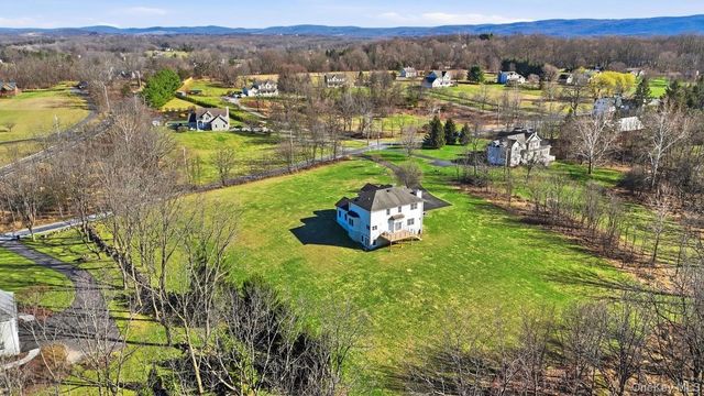 12 Feagles Road, Warwick, NY 10990