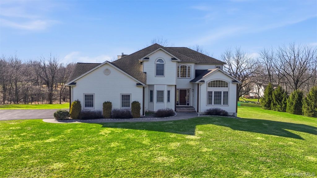 12 Feagles Road, Warwick, NY 10990