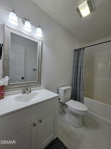 703 Duvall Court, Strawberry Plains, TN 37871