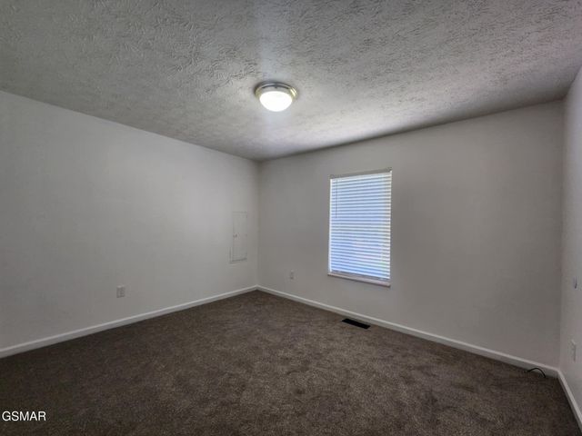 703 Duvall Court, Strawberry Plains, TN 37871