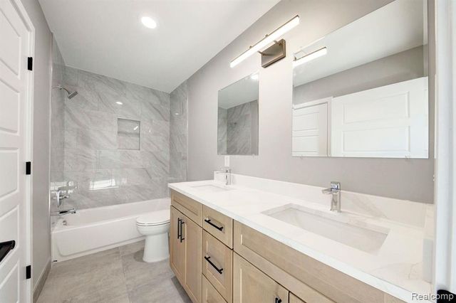 2808 Goodrich Street, Ferndale, MI 48220