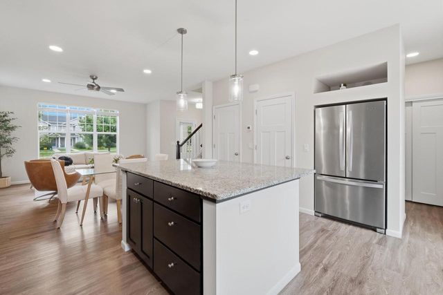 1042 O'Keeffe Avenue, Sun Prairie, WI 53590
