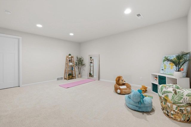 1042 O'Keeffe Avenue, Sun Prairie, WI 53590