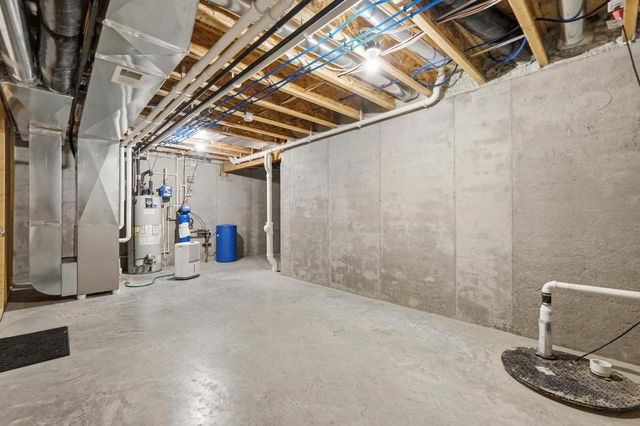 1042 O'Keeffe Avenue, Sun Prairie, WI 53590