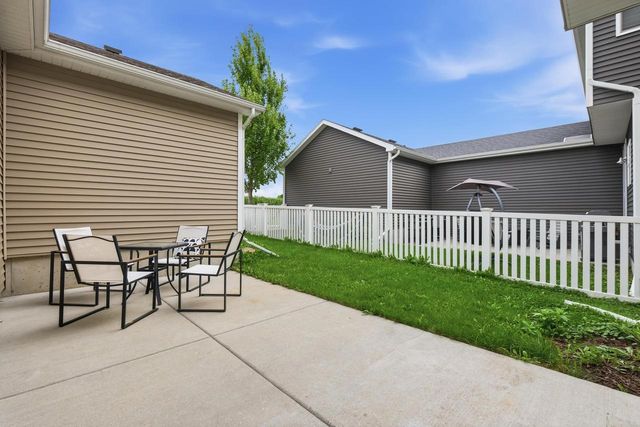 1042 O'Keeffe Avenue, Sun Prairie, WI 53590