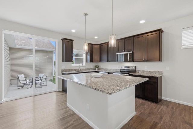 1042 O'Keeffe Avenue, Sun Prairie, WI 53590