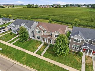 1042 O'Keeffe Avenue, Sun Prairie, WI 53590