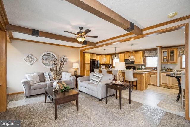 30C DEBRA CIR, Ephrata, PA 17522