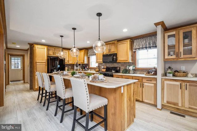 30C DEBRA CIR, Ephrata, PA 17522