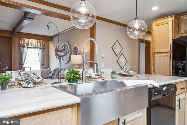 30C DEBRA CIR, Ephrata, PA 17522