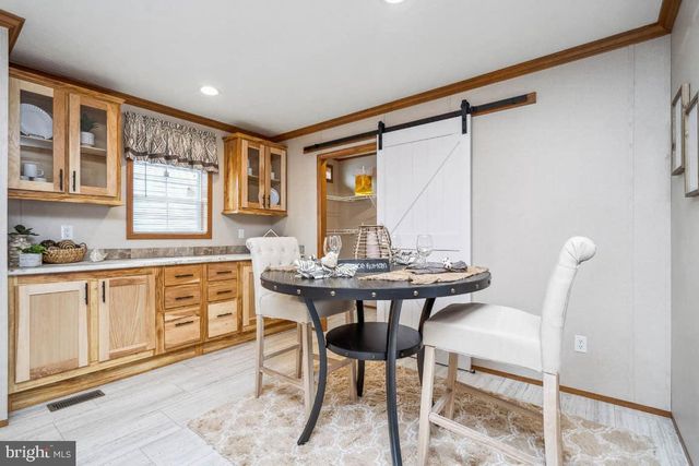 30C DEBRA CIR, Ephrata, PA 17522