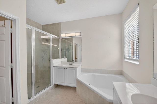 1605 E Classical Boulevard, Delray Beach, FL 33445