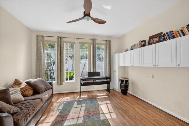 1605 E Classical Boulevard, Delray Beach, FL 33445