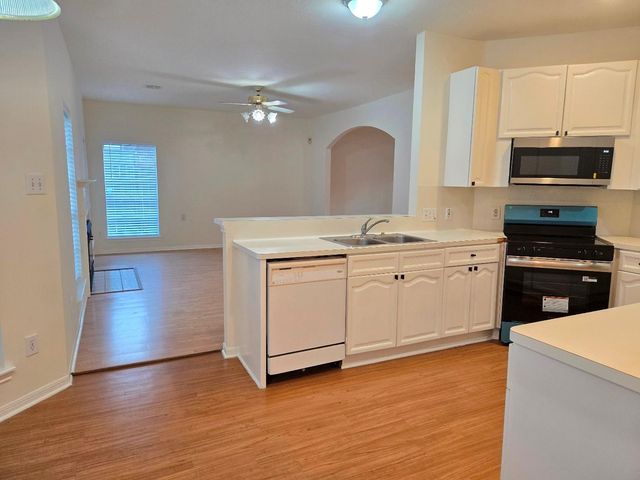 1611 Monvale Lane, Sugar Land, TX 77479