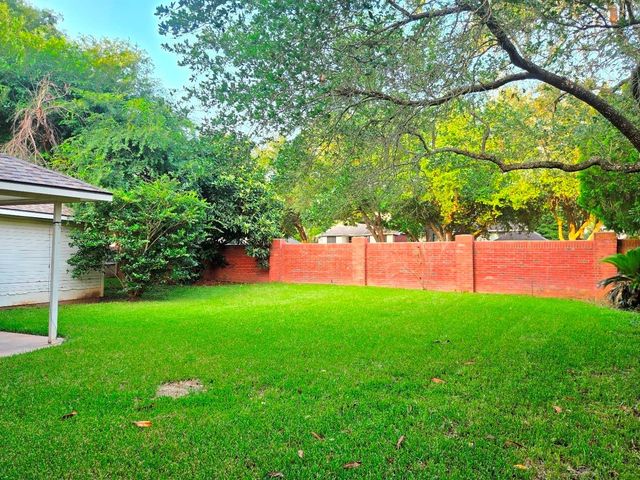1611 Monvale Lane, Sugar Land, TX 77479