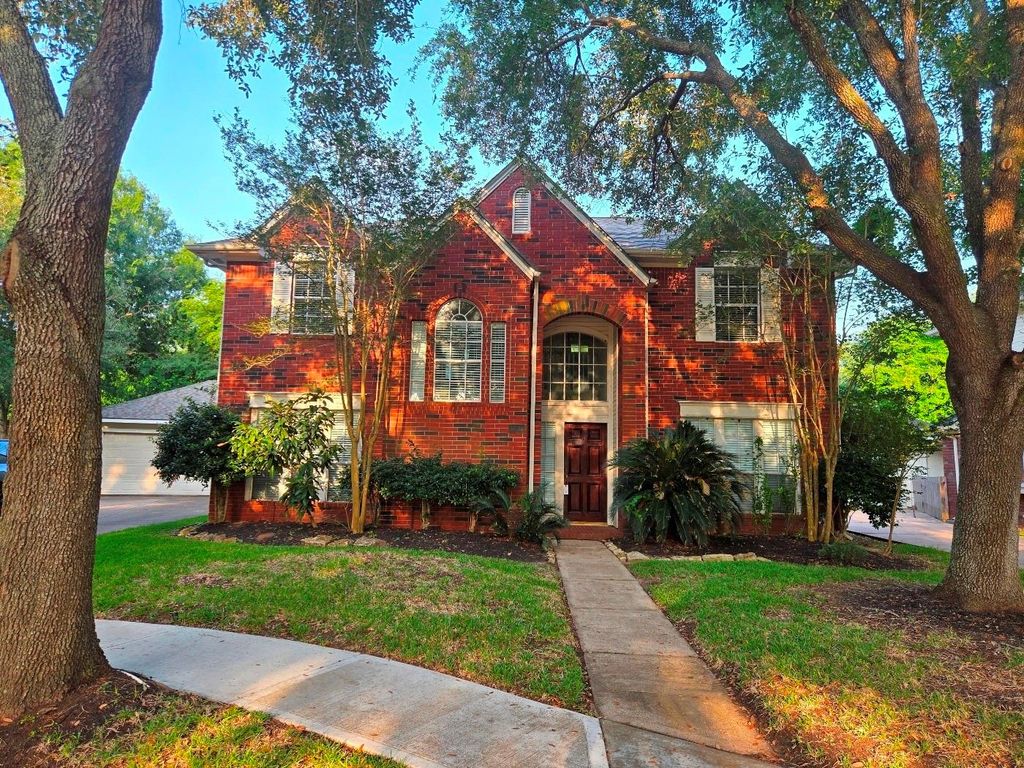 1611 Monvale Lane, Sugar Land, TX 77479