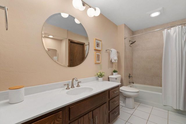 1401 E Garfield Street, Mount Horeb, WI 53572