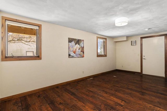 1401 E Garfield Street, Mount Horeb, WI 53572