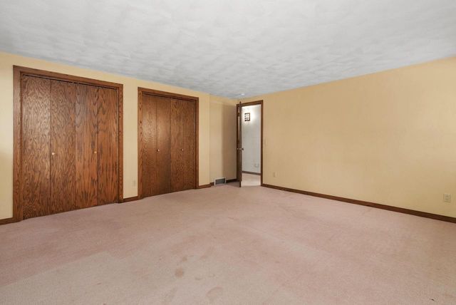 1401 E Garfield Street, Mount Horeb, WI 53572