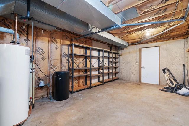 1401 E Garfield Street, Mount Horeb, WI 53572
