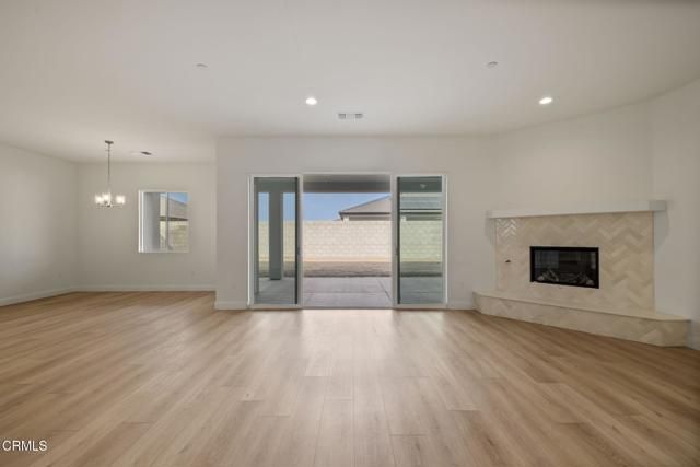 7524 Ruthburg Way, Bakersfield, CA 93314