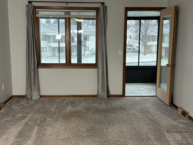 854 Amberwood W Drive SW, Byron Center, MI 49315