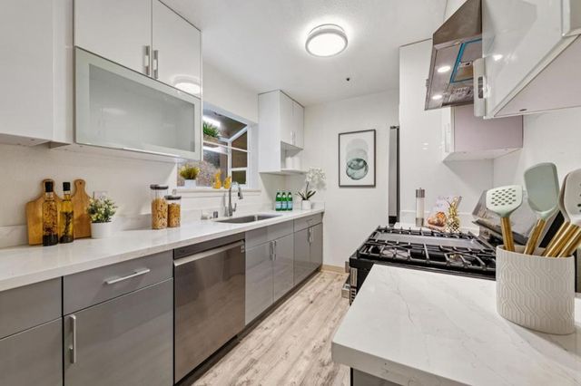 1014 San Gabriel Circle 513, Daly City, CA 94014