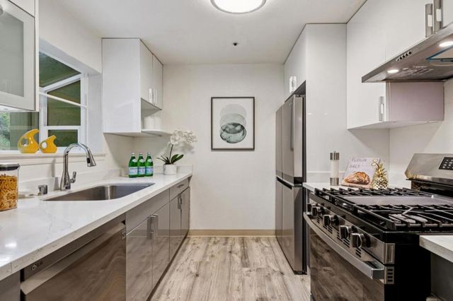 1014 San Gabriel Circle 513, Daly City, CA 94014