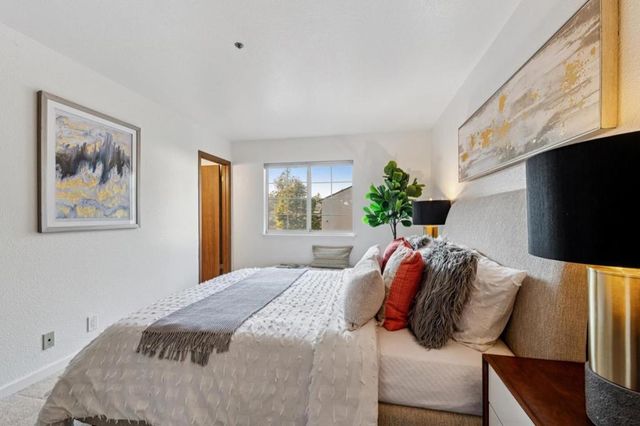 1014 San Gabriel Circle 513, Daly City, CA 94014