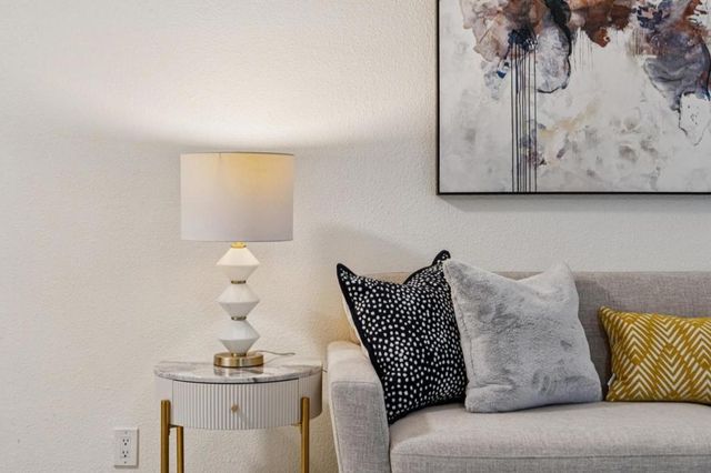 1014 San Gabriel Circle 513, Daly City, CA 94014