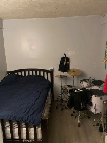 1300 Friedrich Lane B, Oxnard, CA 93033