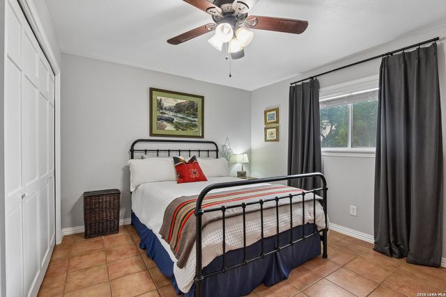 7306 ROBIN REST DR, San Antonio, TX 78209