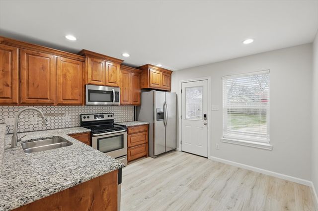 901 W Munson Street, Denison, TX 75020