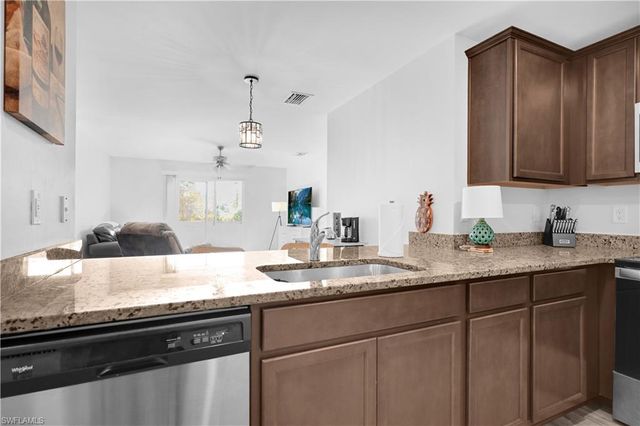 843 Lochman DR, Fort Myers, FL 33913